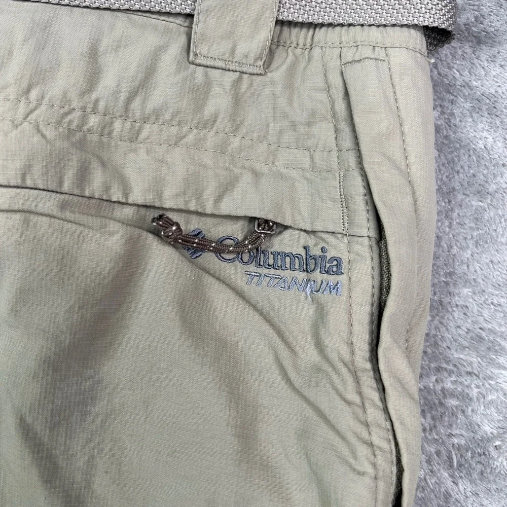 Columbia Titanium Cargo Shorts Mens XXL Tan Solid Omni-Dry Ripstop Hiking Belted